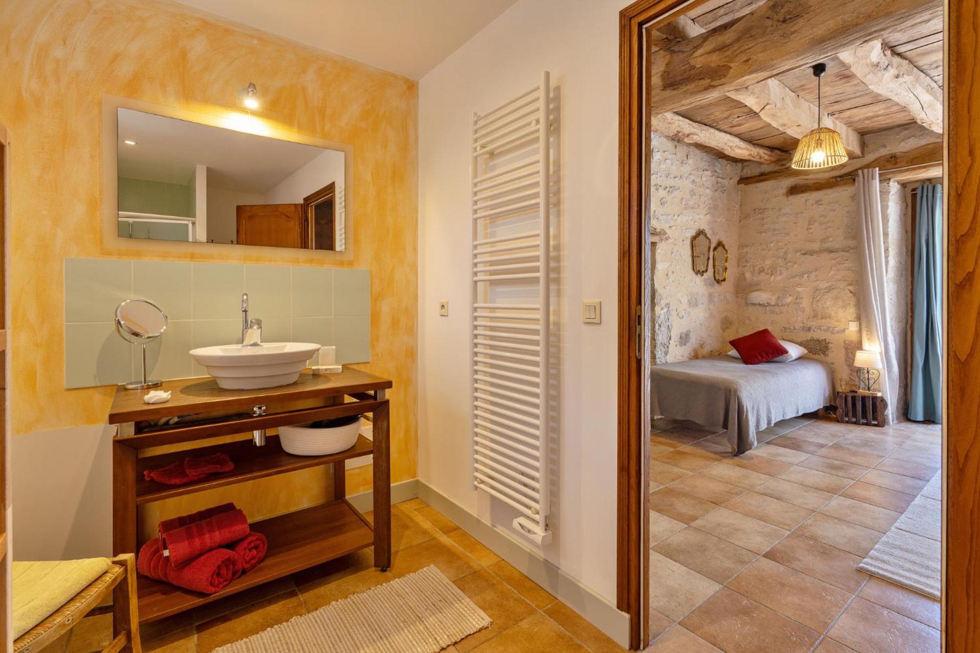 Chambres Et Jardin De Pierres Espédaillac 外观 照片
