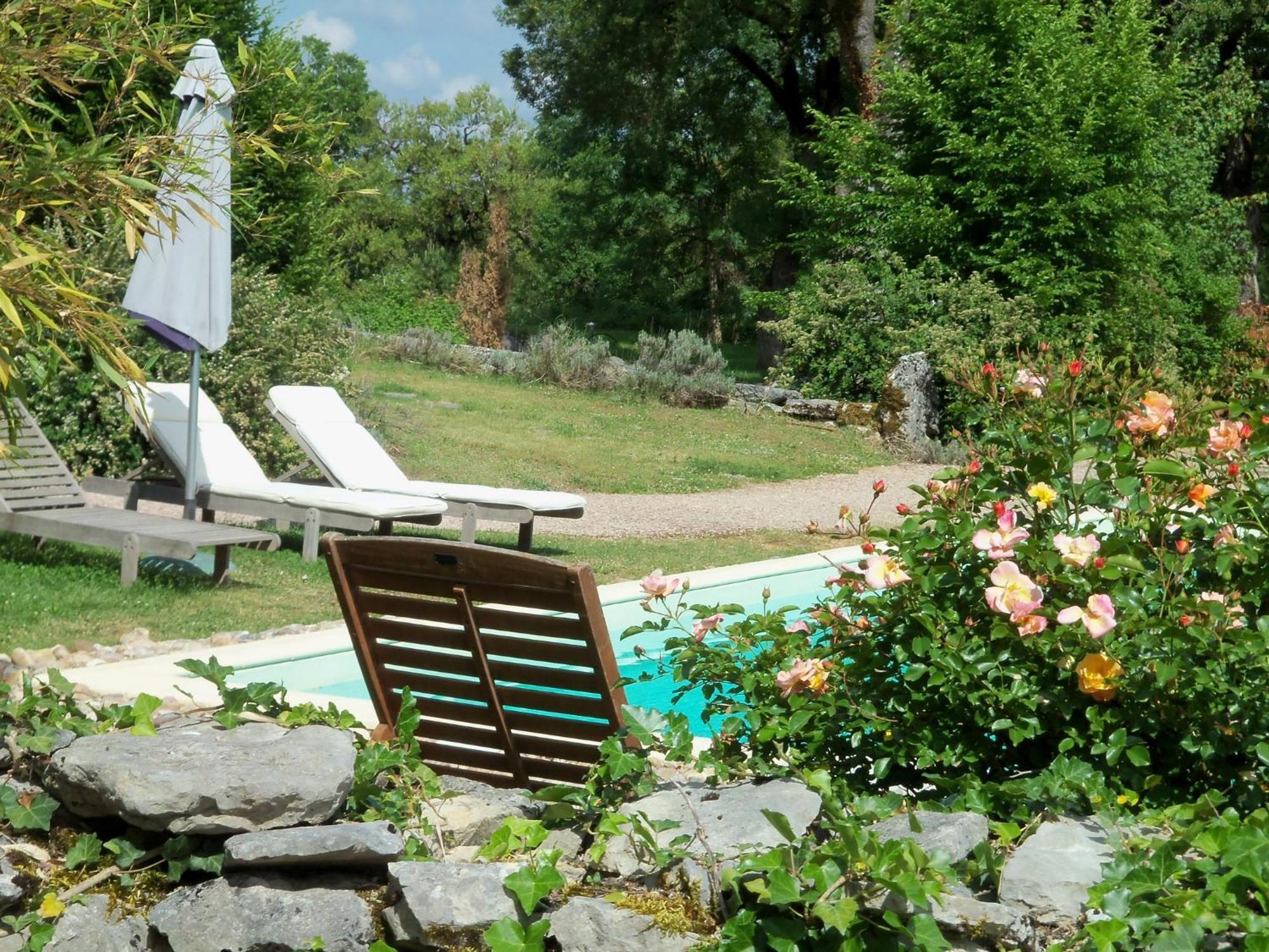 Chambres Et Jardin De Pierres Espédaillac 外观 照片